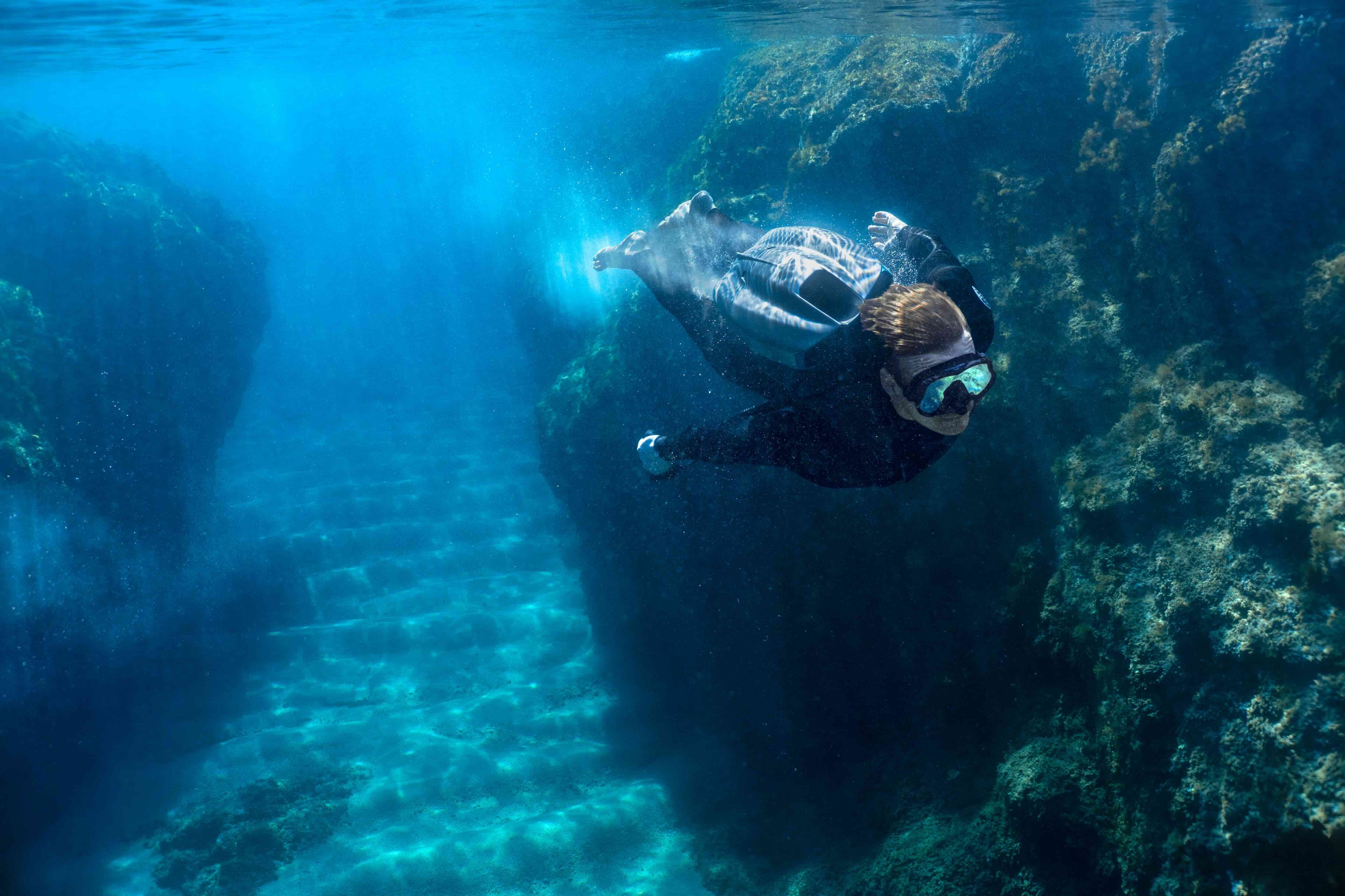 CudaJet flying underwater